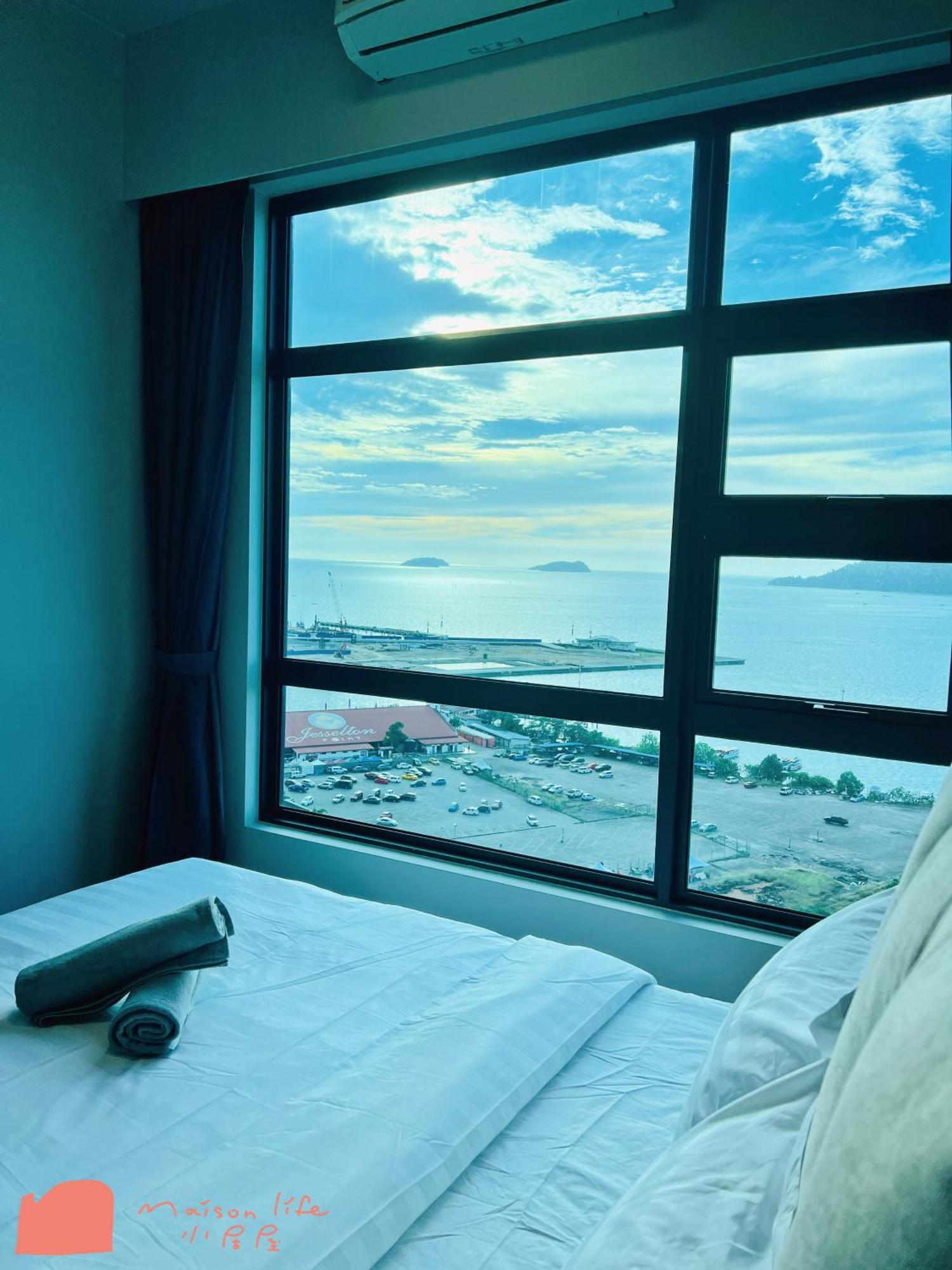 Maison Life 小居屋 Jesselton Quay Citypads Kota Kinabalu Bagian luar foto