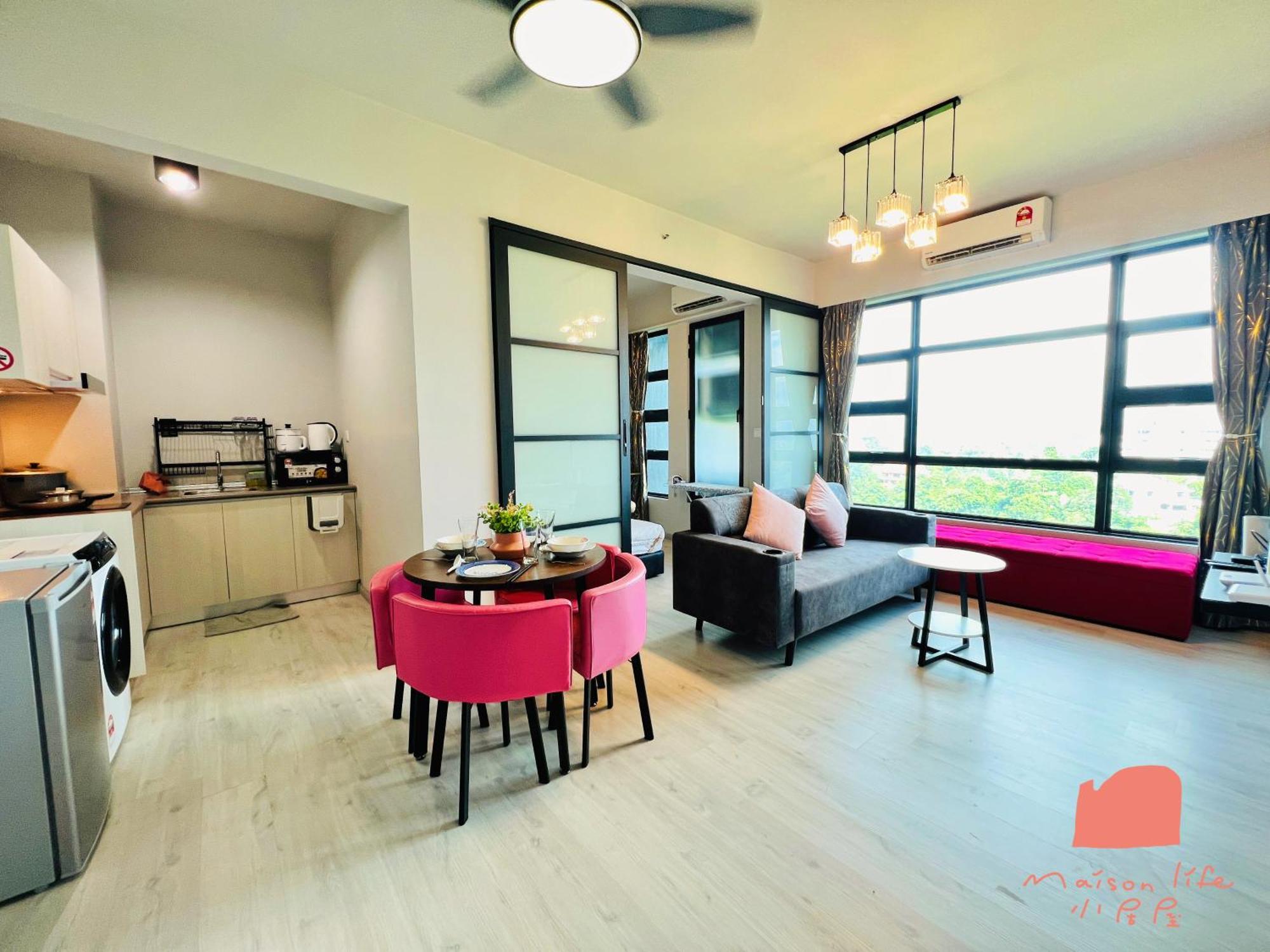 Maison Life 小居屋 Jesselton Quay Citypads Kota Kinabalu Bagian luar foto