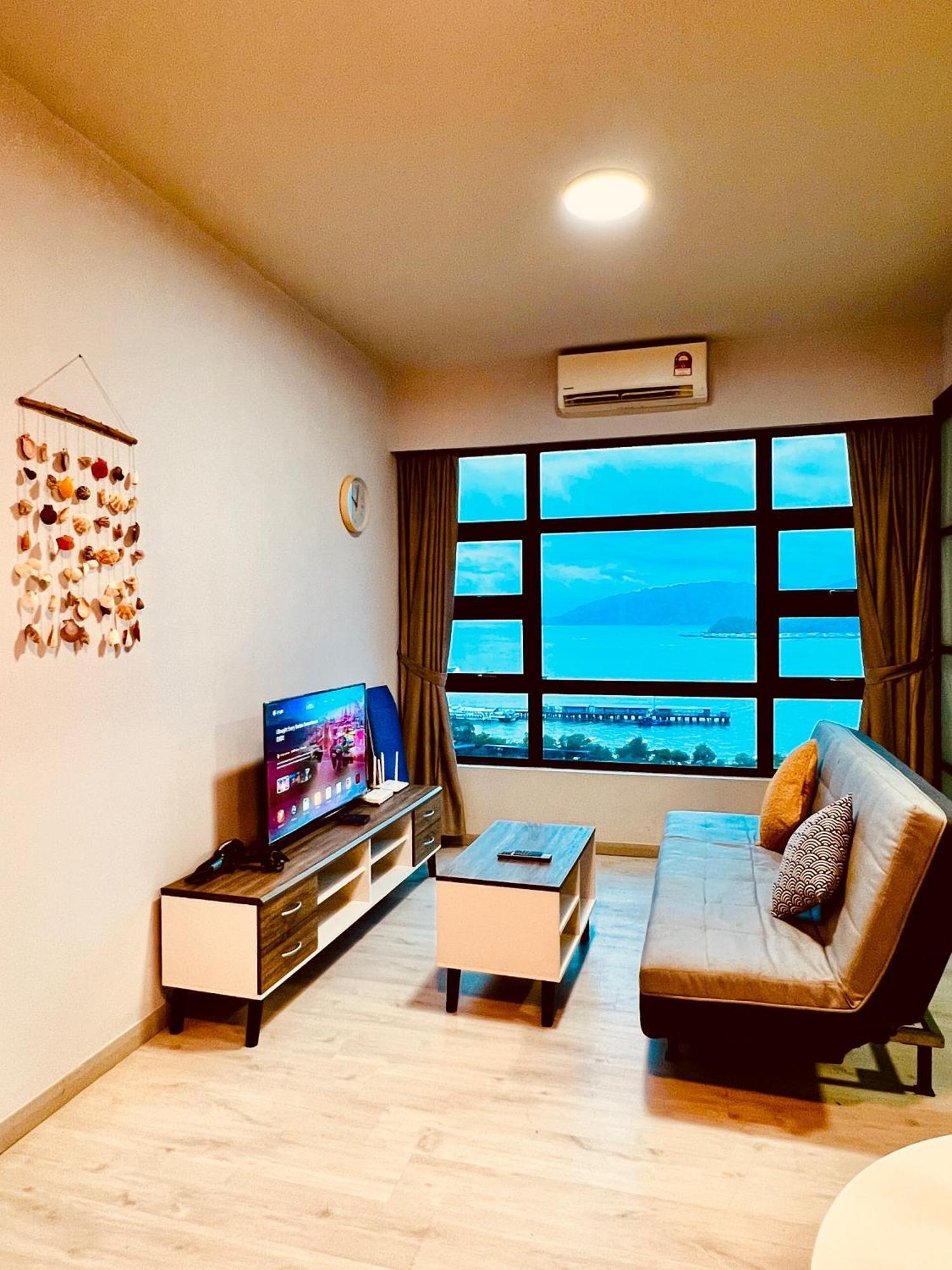 Maison Life 小居屋 Jesselton Quay Citypads Kota Kinabalu Bagian luar foto