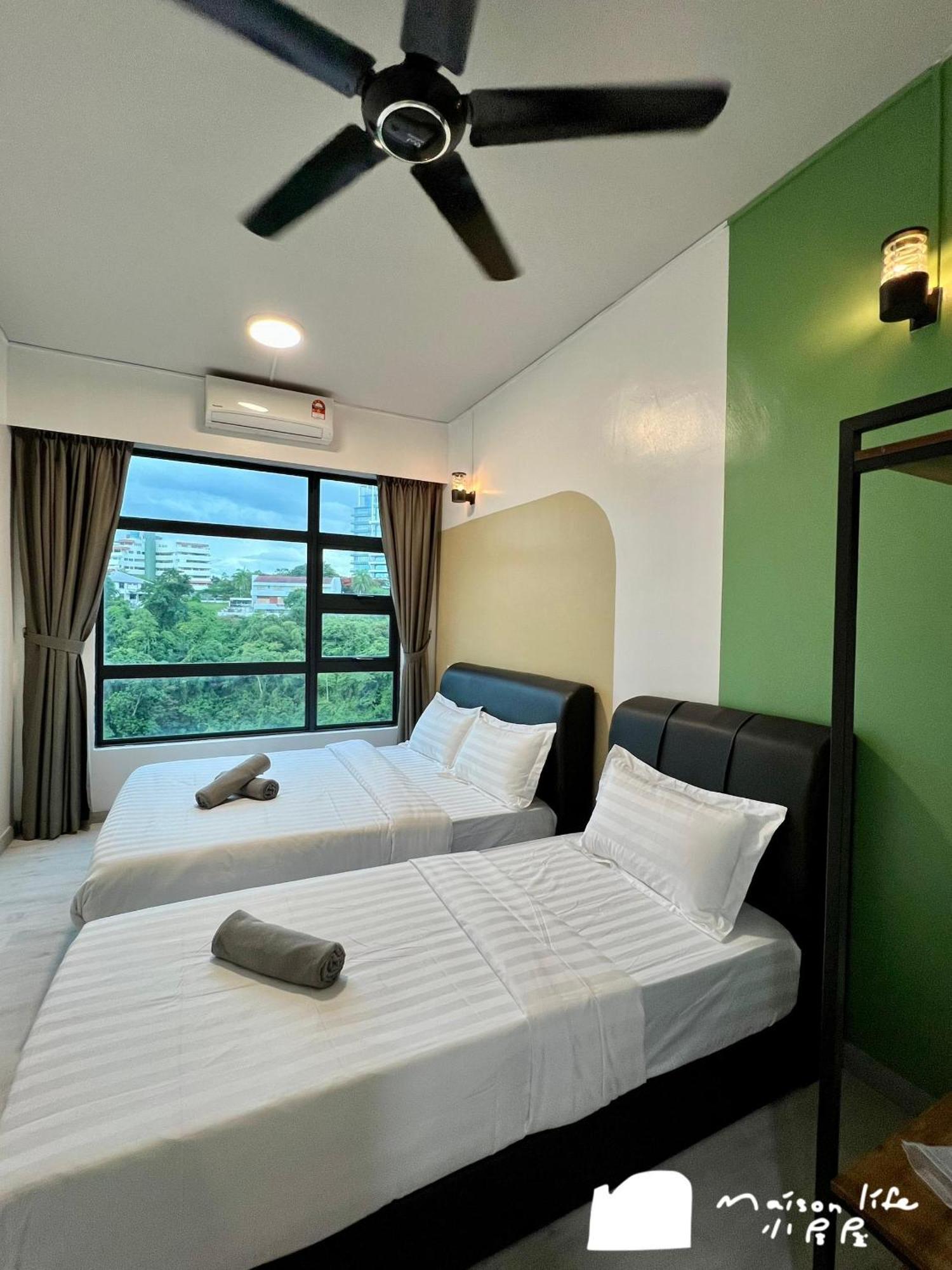 Maison Life 小居屋 Jesselton Quay Citypads Kota Kinabalu Bagian luar foto