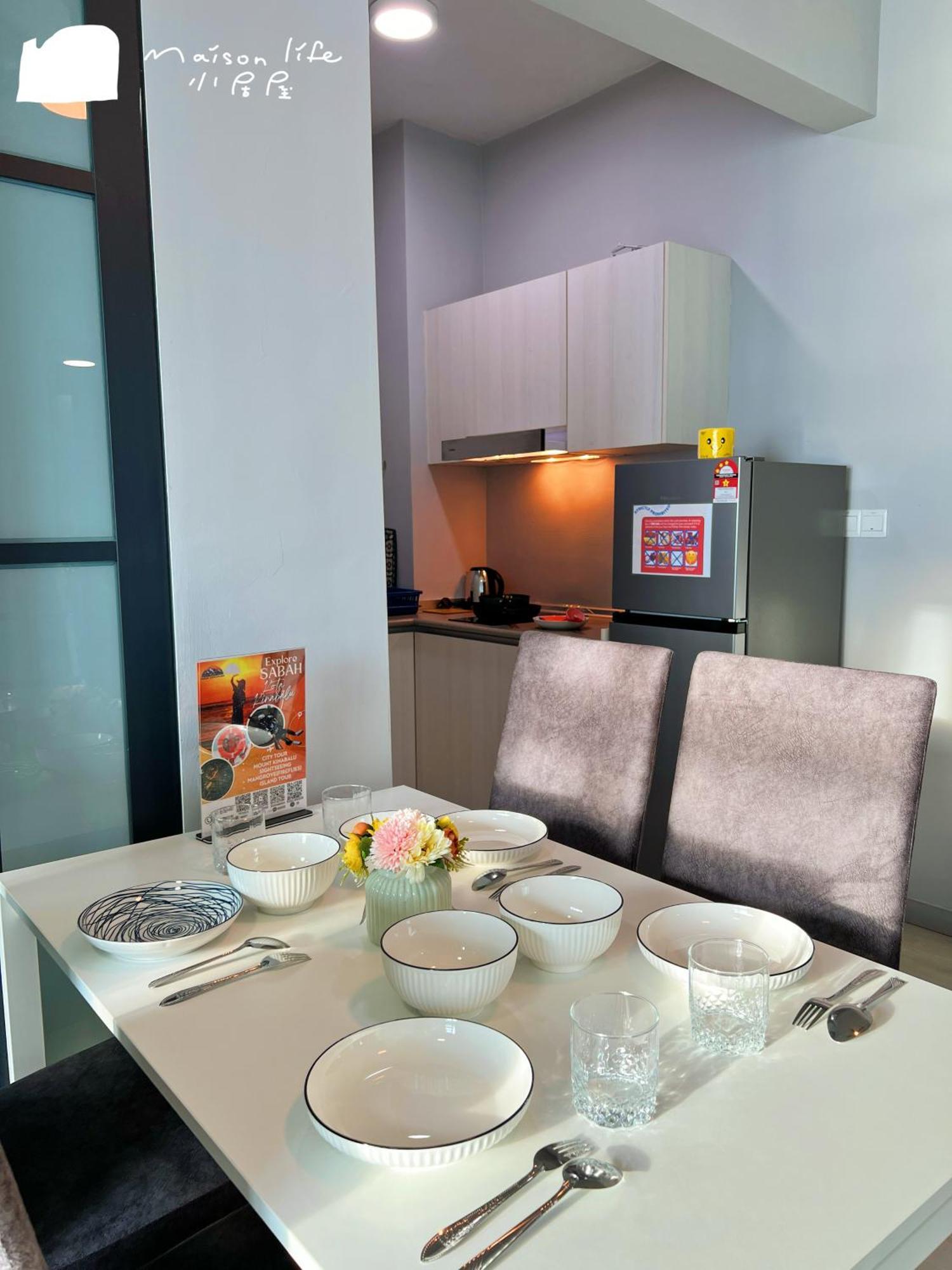 Maison Life 小居屋 Jesselton Quay Citypads Kota Kinabalu Bagian luar foto