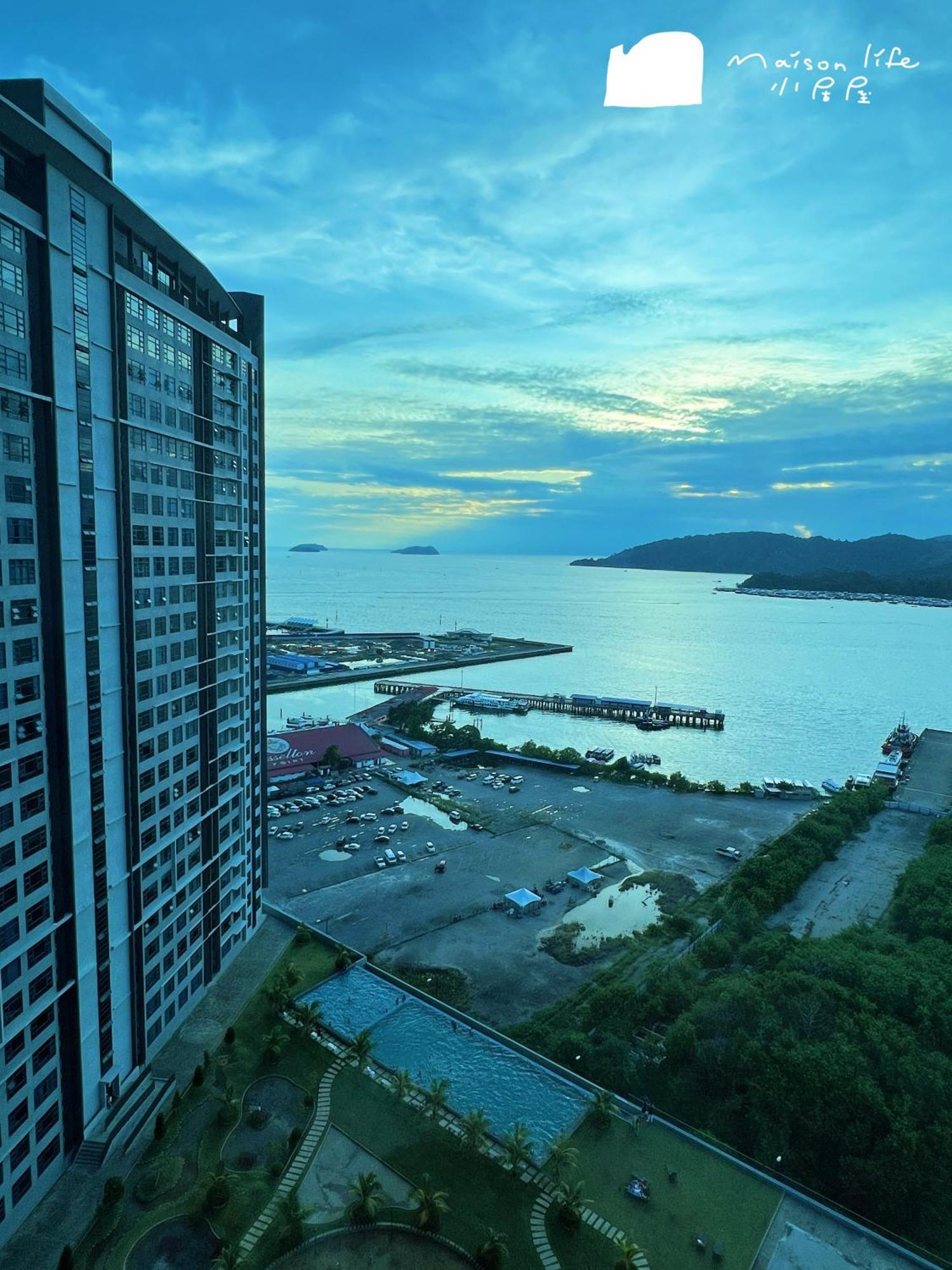 Maison Life 小居屋 Jesselton Quay Citypads Kota Kinabalu Bagian luar foto